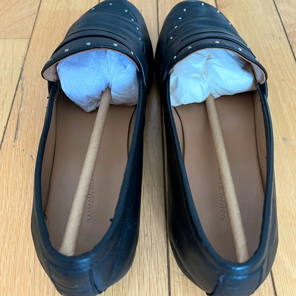 Banana Republic Black Studded Loafers Sz 8.5 Super Soft - Picture 6 of 11